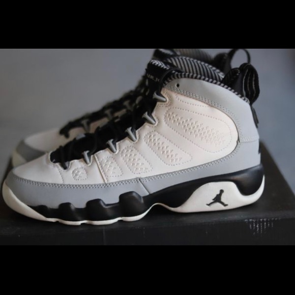 Air Jordan 9 Retro “Barons” - Picture 3 of 5